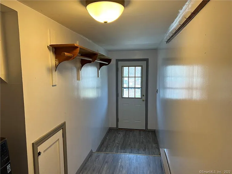 222 Chipman Street Ext — Photo 9