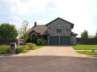 5902 Rustic Ridge Ct, Arlington, TX 76017