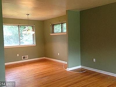 2nd image of 7202 Easy St