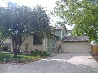 7 Carousel Ln, Pueblo, CO 81001