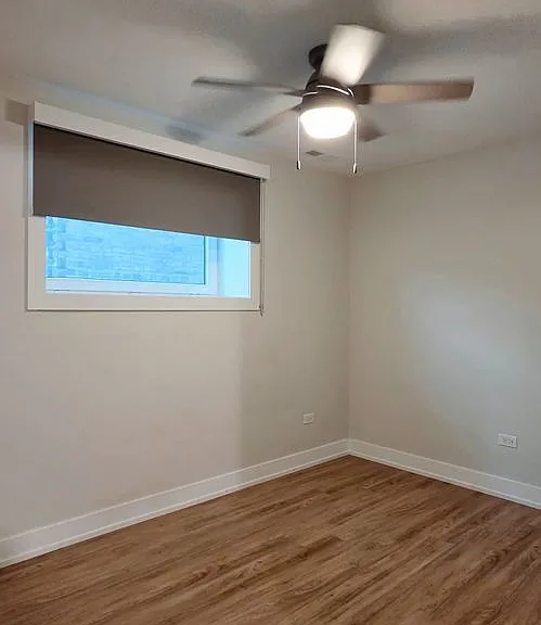 2230 W Wilson Ave — Photo 16