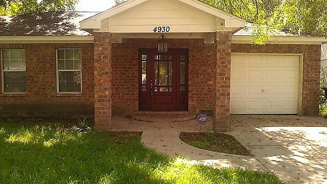 1st image of 4930 Holloway Dr