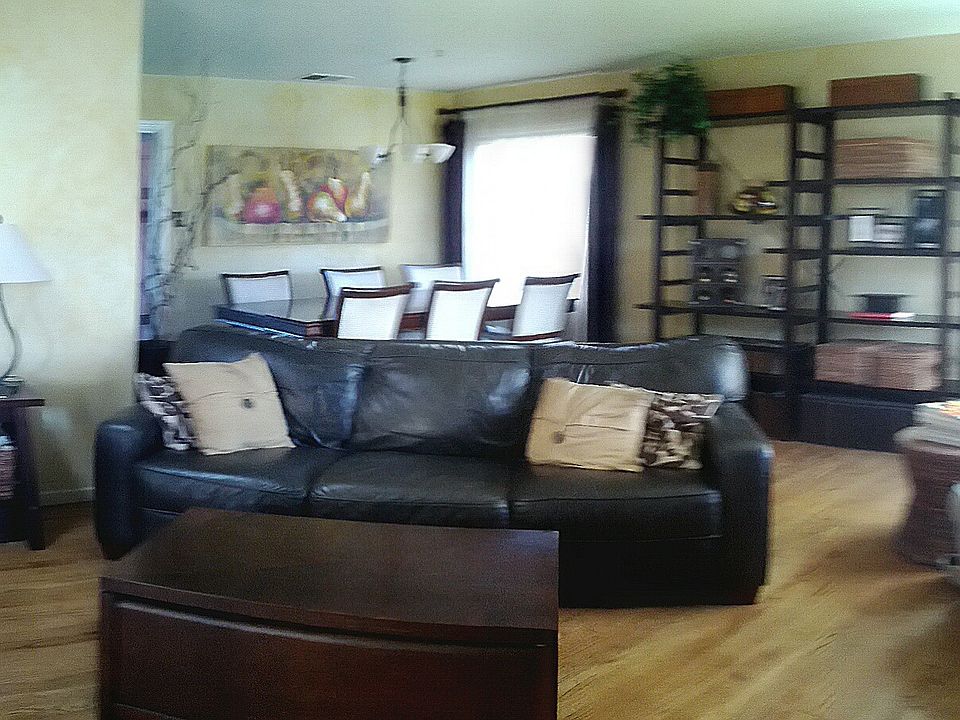 1st image of 1067 Pine Ave