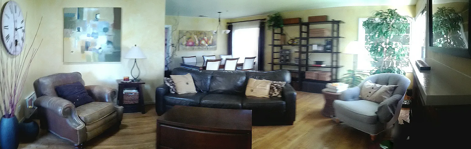 1067 Pine Ave photo 1