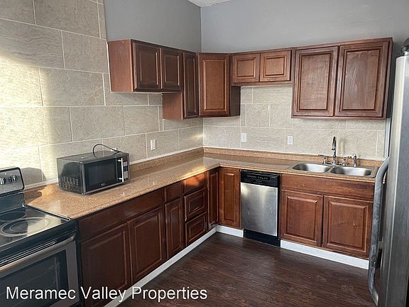 2nd image of 4309 California Ave #2F