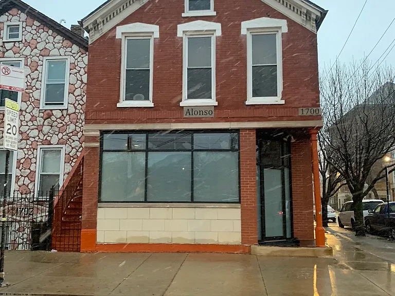 1700 S Loomis St #1F — Photo 1
