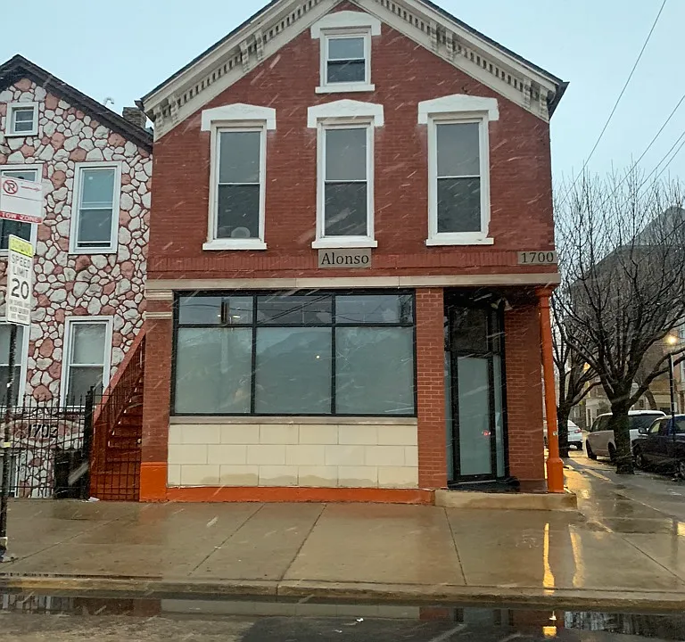 1700 S Loomis St #1F