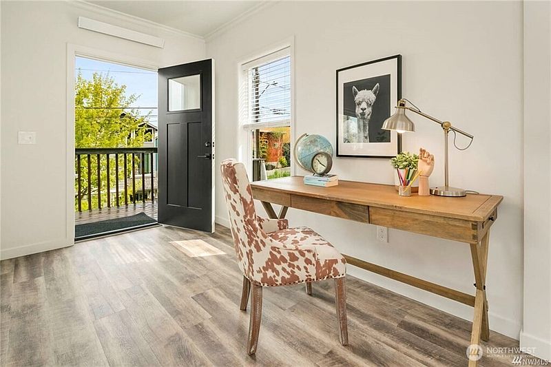 5th image of 1529 Sturgus Avenue S