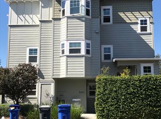 220 Valley Oak Dr #A, Napa, CA 94558