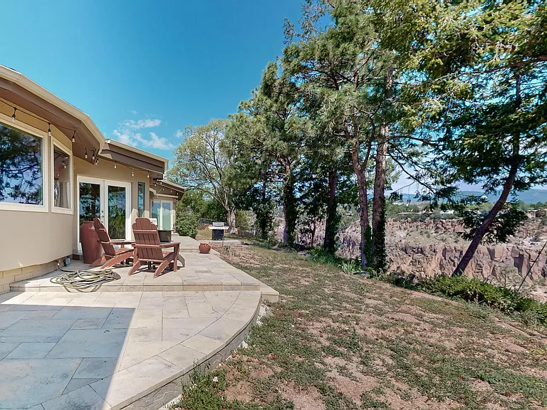 224 Rim Rd — Photo 10