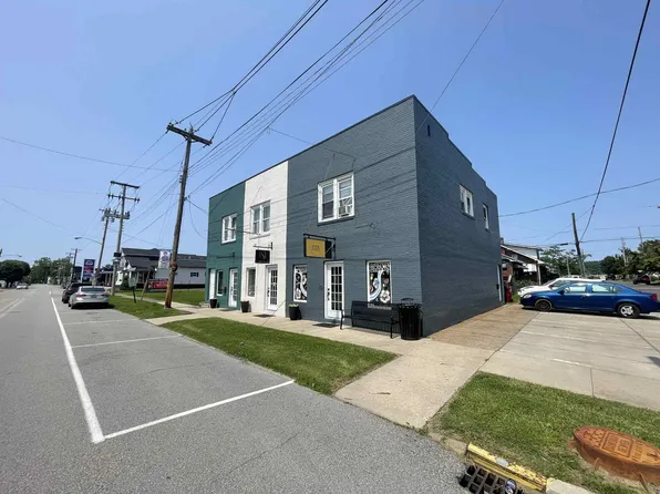 400 Bellefonte St, Russell, KY 41169