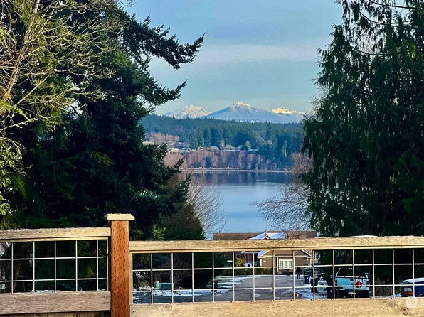 4848 Haines Road, Freeland, WA 98249