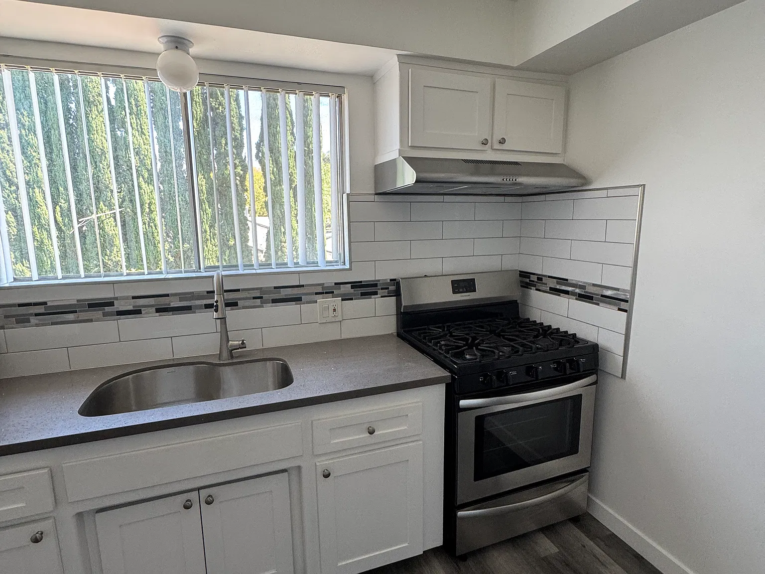 Studio, 340 sqft, $1,395 — Photo 4