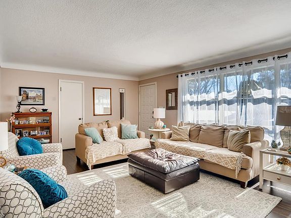 4th image of 2304 Isalona Ln