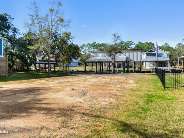 205 Youngswood Loop #12, Pass Christian, MS 39571