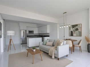 92 SW 3rd St APT 3512, Miami, FL 33130