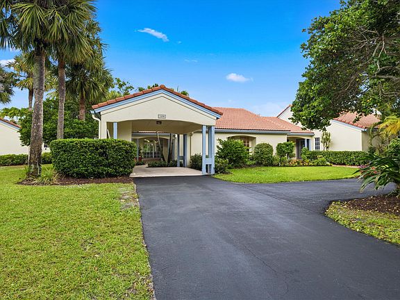 2nd image of 2458 Vista Del Prado Drive