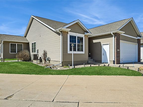 2nd image of 6935 Waterview Dr SW