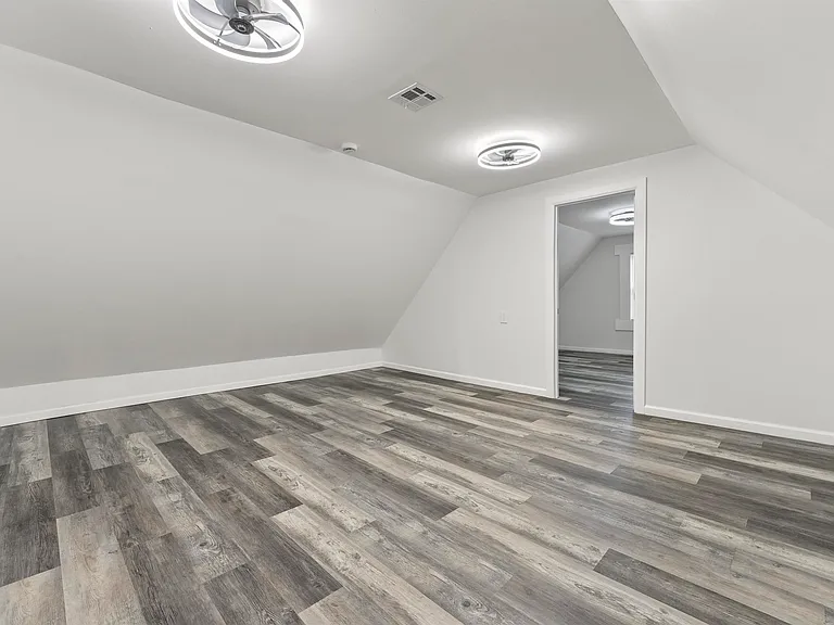 51 Wegman Pkwy #2-JC — Photo 14