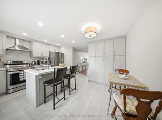 209 Hunter St E #2, Hamilton, ON L8N 1N1