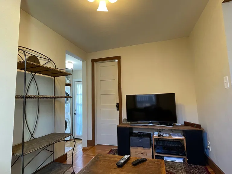 Windham St — Photo 15