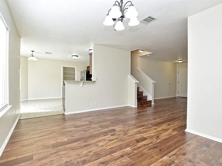2205 Southeastern Trl — Photo 5