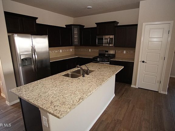 3rd image of 3477 Dana Grey Dr #B