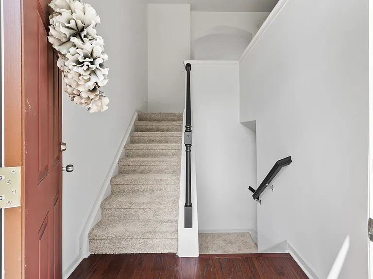 12683 White Chapel Cir — Photo 11