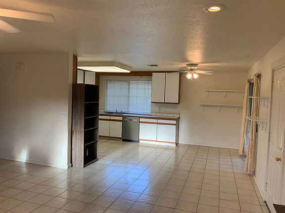 4th image of 4221 Joyce Way #1