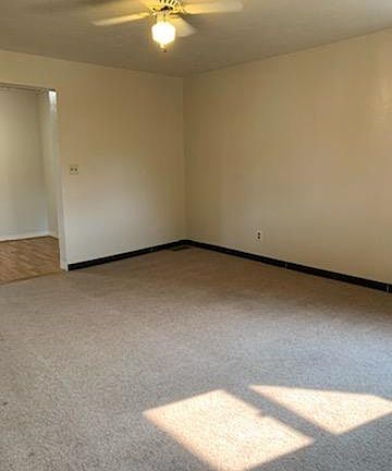 2nd image of 507 Blaine Ave #2
