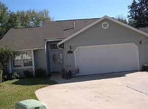 2nd image of 10511 NW 36th Pl