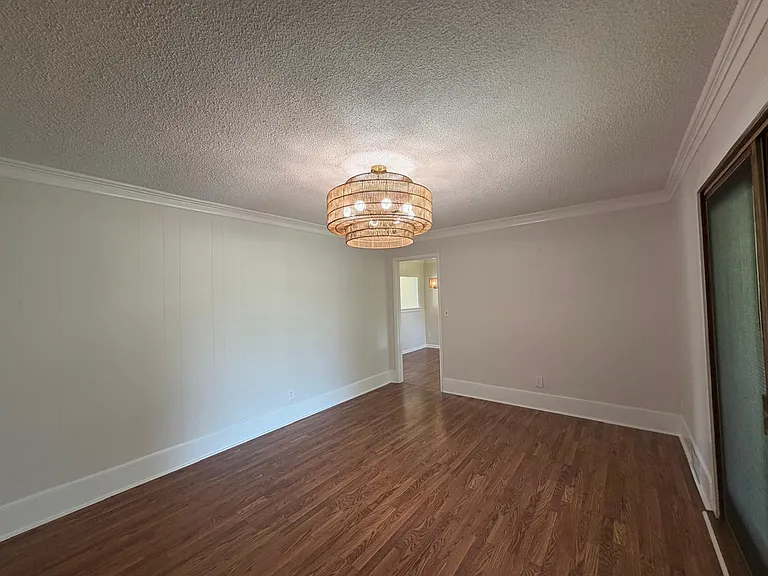 524 Graycroft Dr SW — Photo 18