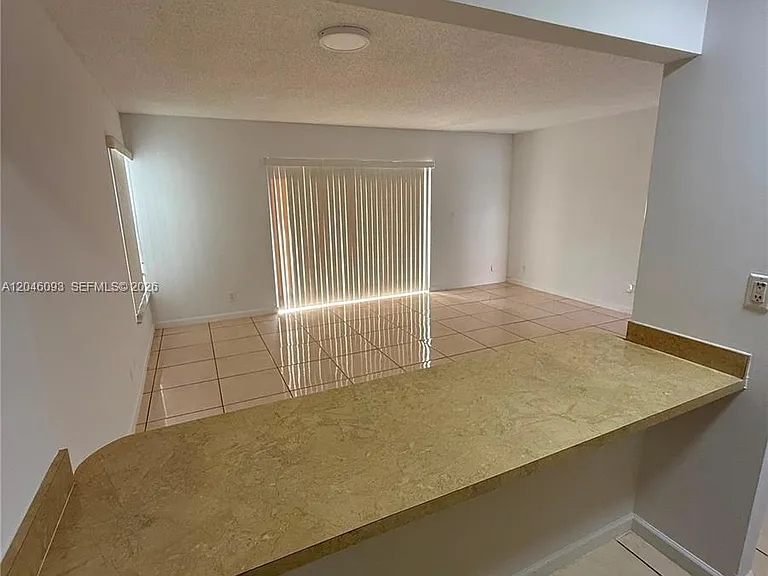 455 S Pine Island Rd #306C — Photo 2