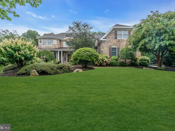 112 Silo Ave, Manahawkin, NJ 08050