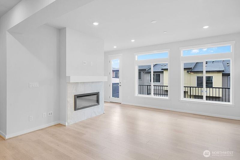 3rd image of 13216 NE 127th Court #A