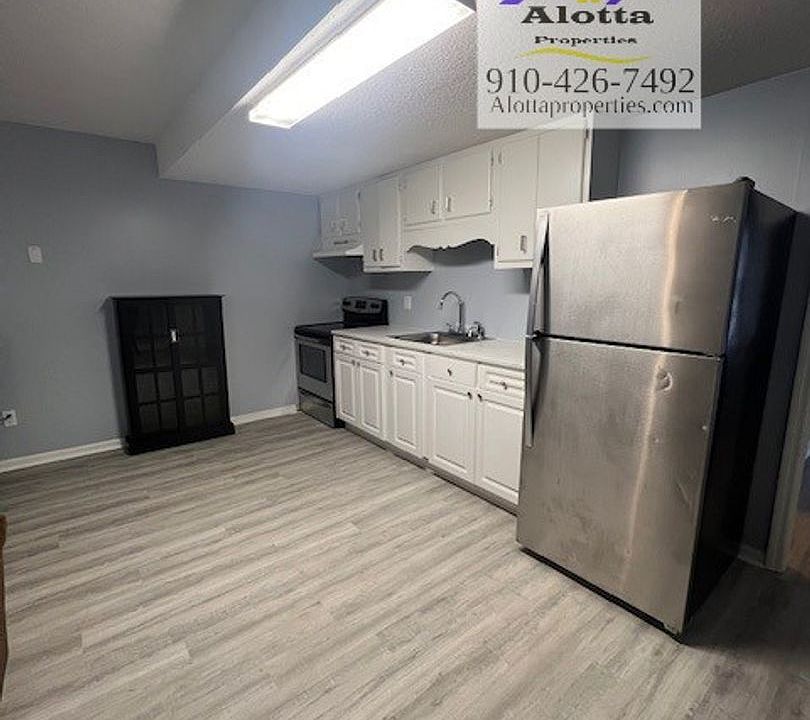 1st image of 3250 Willard Dr Unit 1