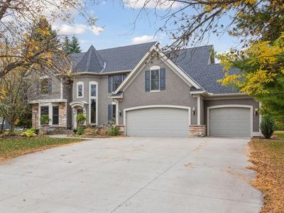 2628 Town Lake Dr, Woodbury, MN, 55125