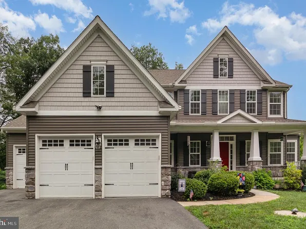 116 Freys Rd, Elizabethtown, PA 17022