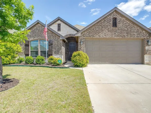 2545 Hadley St, Weatherford, TX 76087