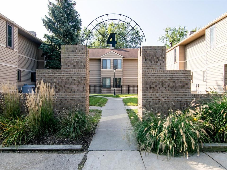 1st image of 300 Briarcrest Dr Unit 150