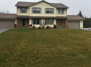 19060 Hi View Dr, Brookfield, WI 53045