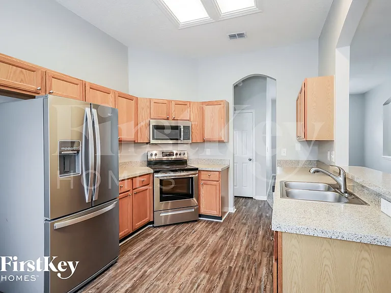 1814 Weston Cir — Photo 5