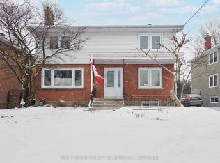 1366 Kingston Ave, Ottawa, ON K1Z 8L2
