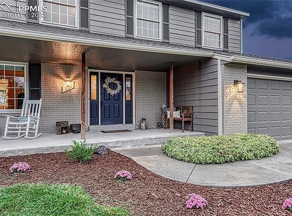 5th image of 733 Tamarron Dr