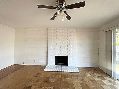 3rd image of 22745 Sherman Way