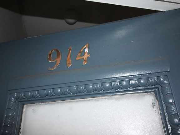 3rd image of 914 Hayes St