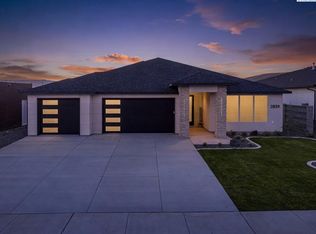 2839 Savanna Ave, Richland, WA 99352