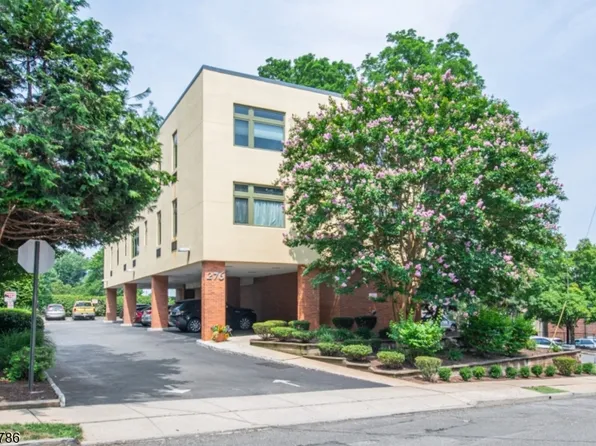 276 Chestnut St APT 1G, Nutley, NJ 07110