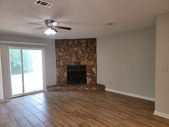 5th image of 7202 Lago Vista Ct