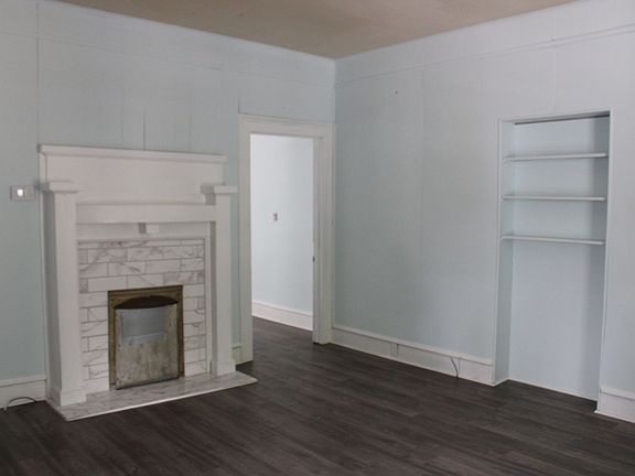 2nd image of 404 Vance St NE APT B